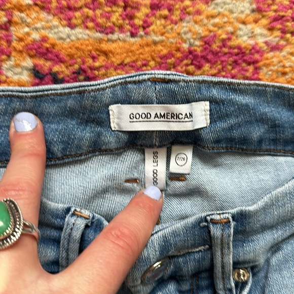 Good American Good Legs Jeans - Picture 4 of 9
